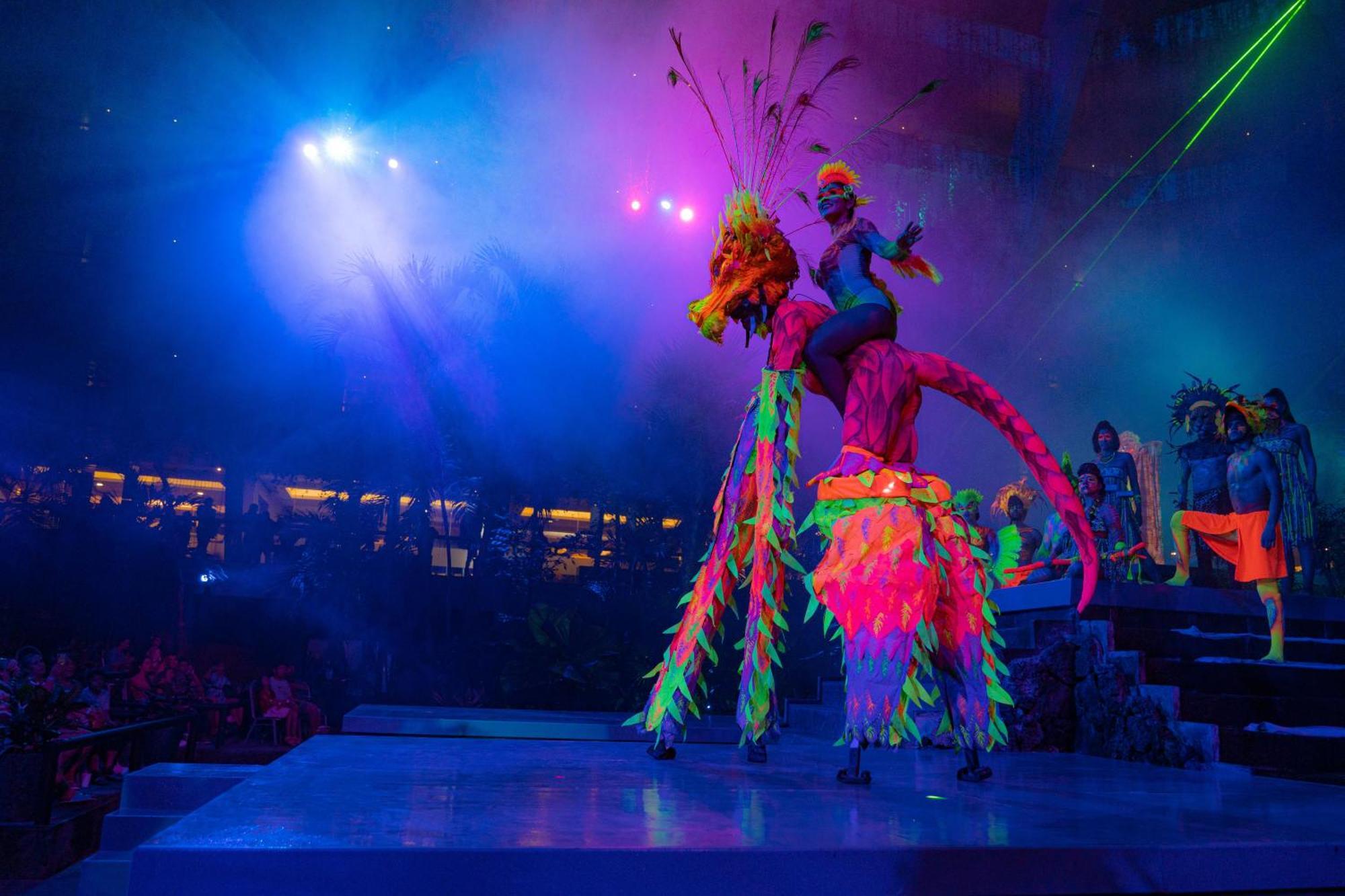 The Pyramid Cancun By Oasis Extérieur photo The 2013 Carnival of the Roses