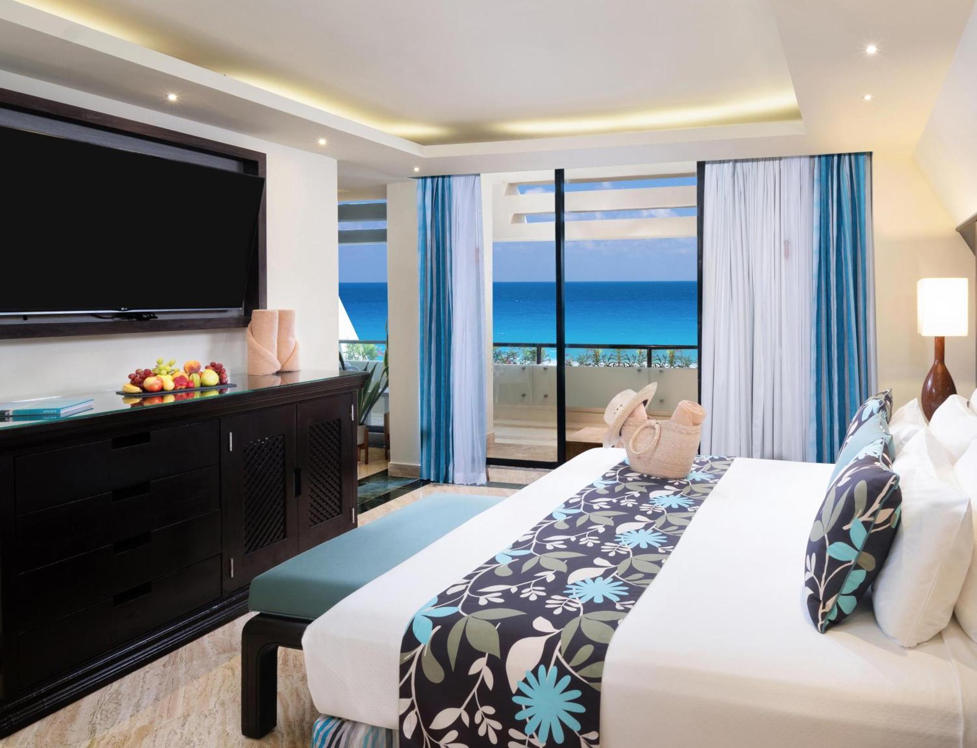 The Pyramid Cancun By Oasis Extérieur photo Junior Suite Ocean View