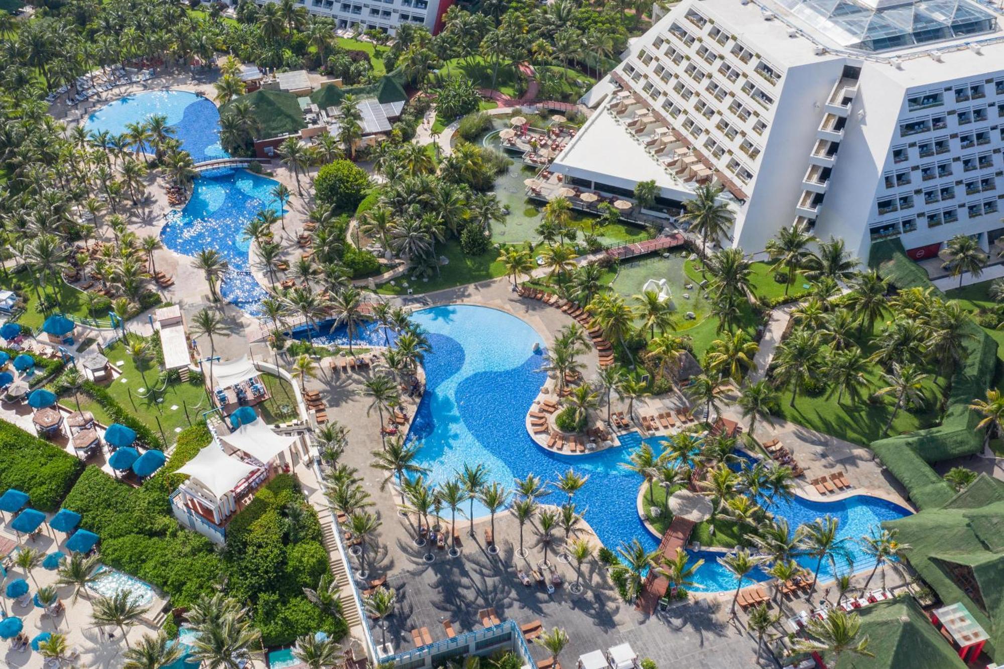 The Pyramid Cancun By Oasis Extérieur photo Hard Rock Hotel